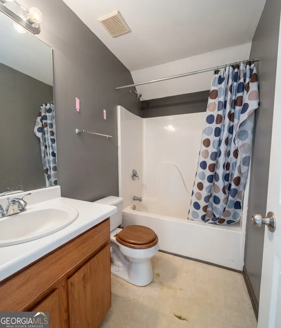 2759 Holly Berry DR Ellenwood, GA 30294