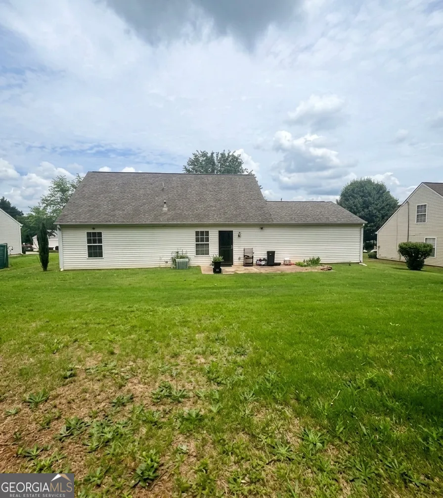 2759 Holly Berry DR Ellenwood, GA 30294