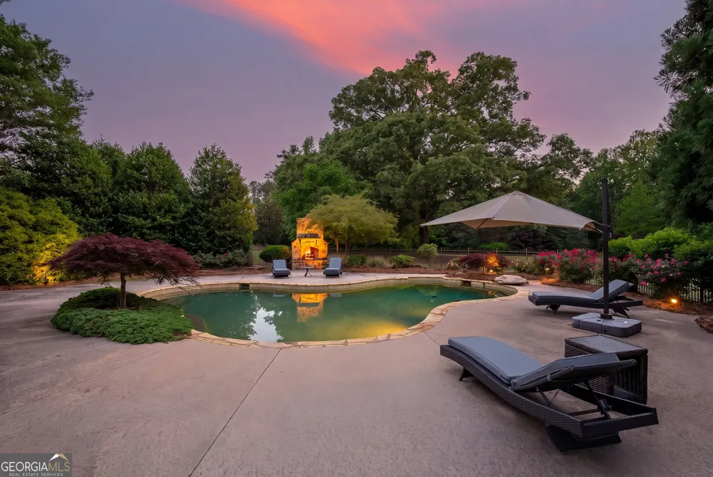 220 Woodbridge PL Brooks, GA 30205