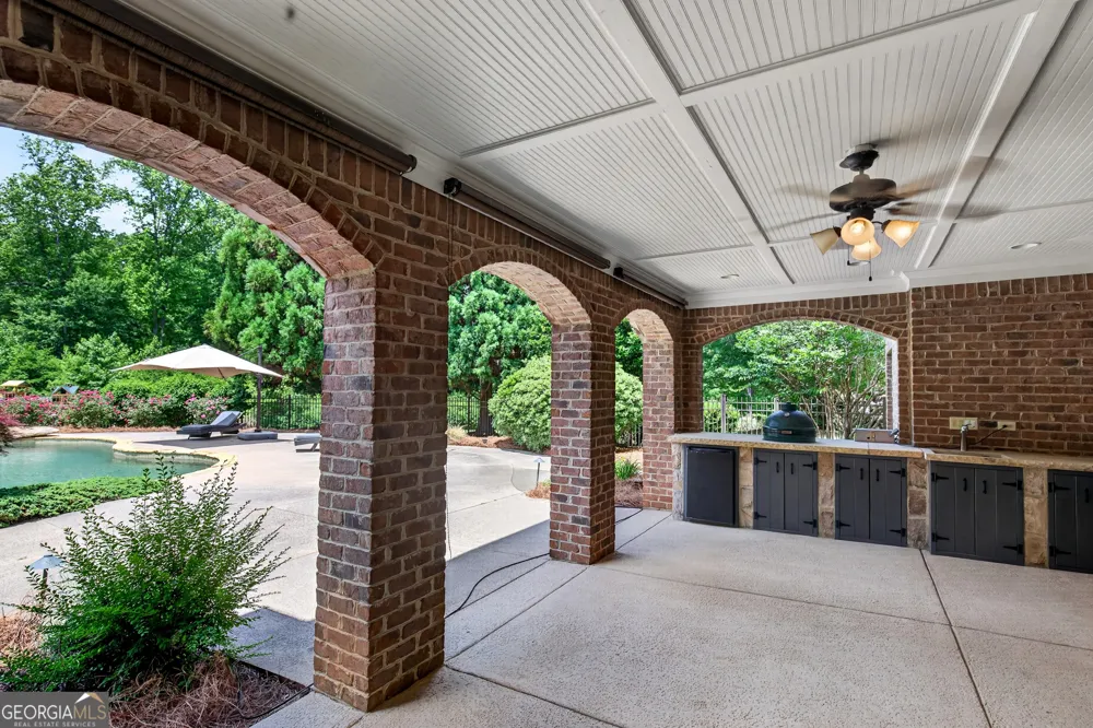 220 Woodbridge PL Brooks, GA 30205