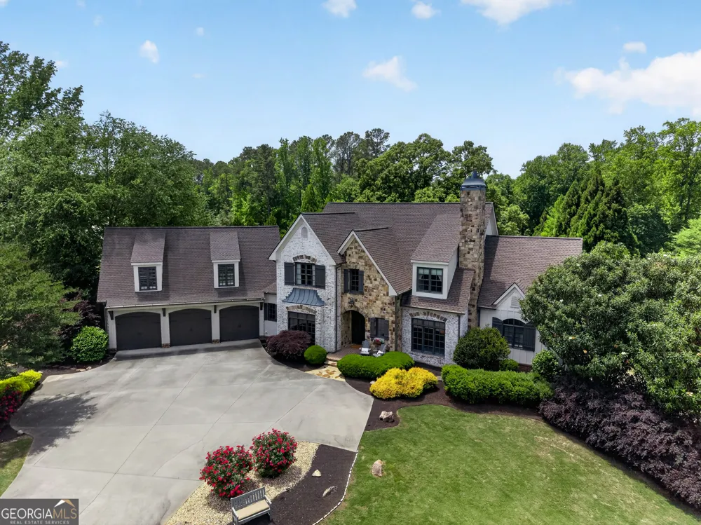 220 Woodbridge PL Brooks, GA 30205