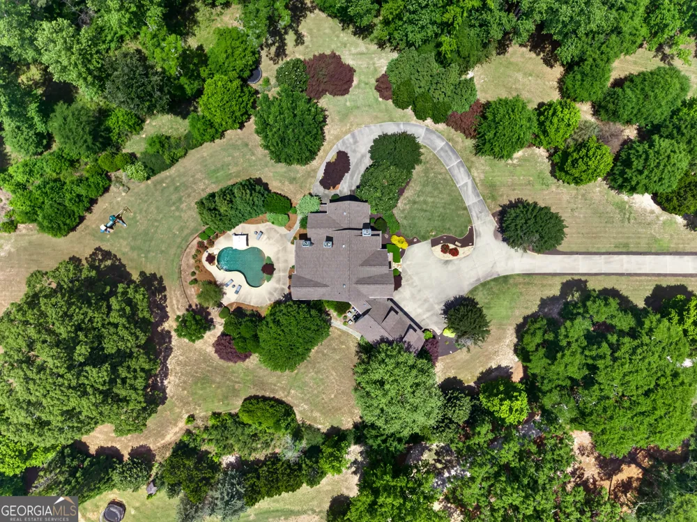 220 Woodbridge PL Brooks, GA 30205