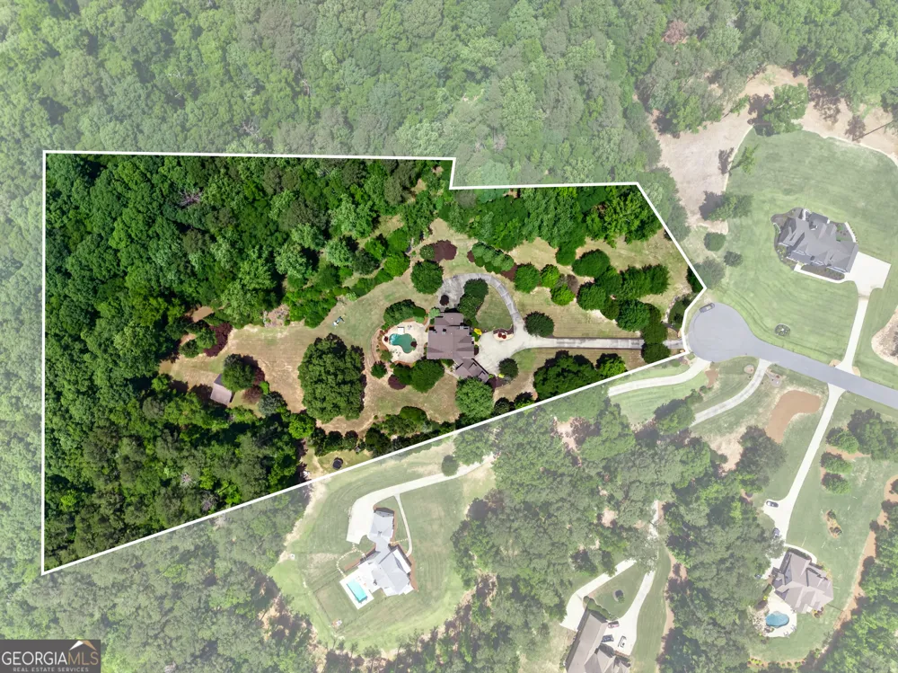 220 Woodbridge PL Brooks, GA 30205