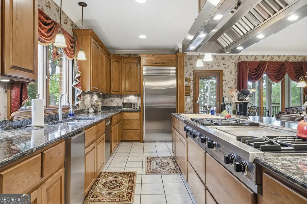 111 Clover CT Sparta, GA 31087