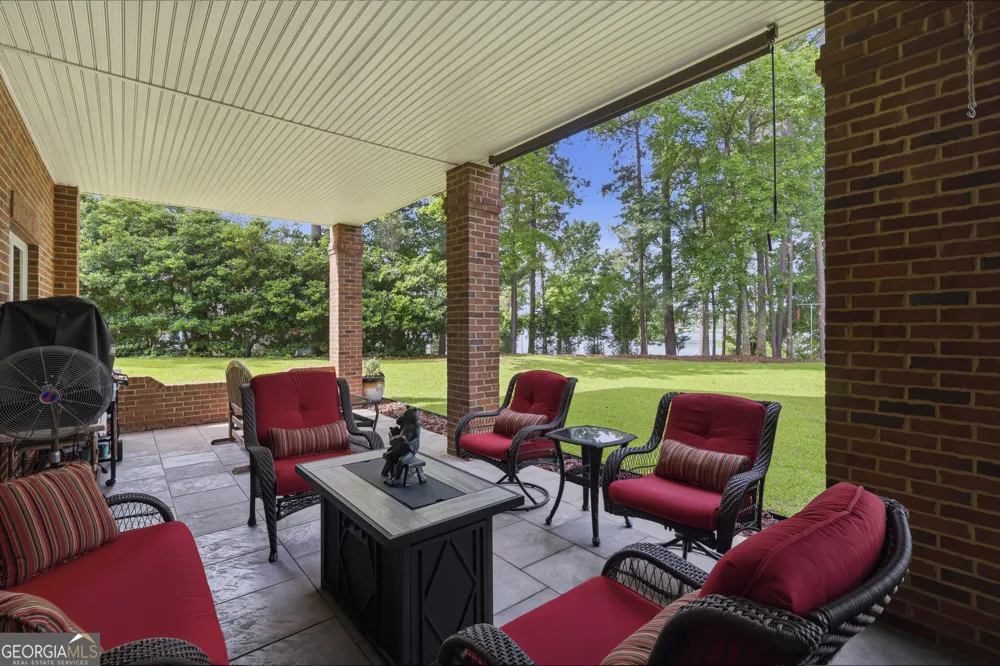 111 Clover CT Sparta, GA 31087