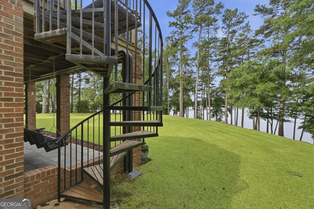 111 Clover CT Sparta, GA 31087