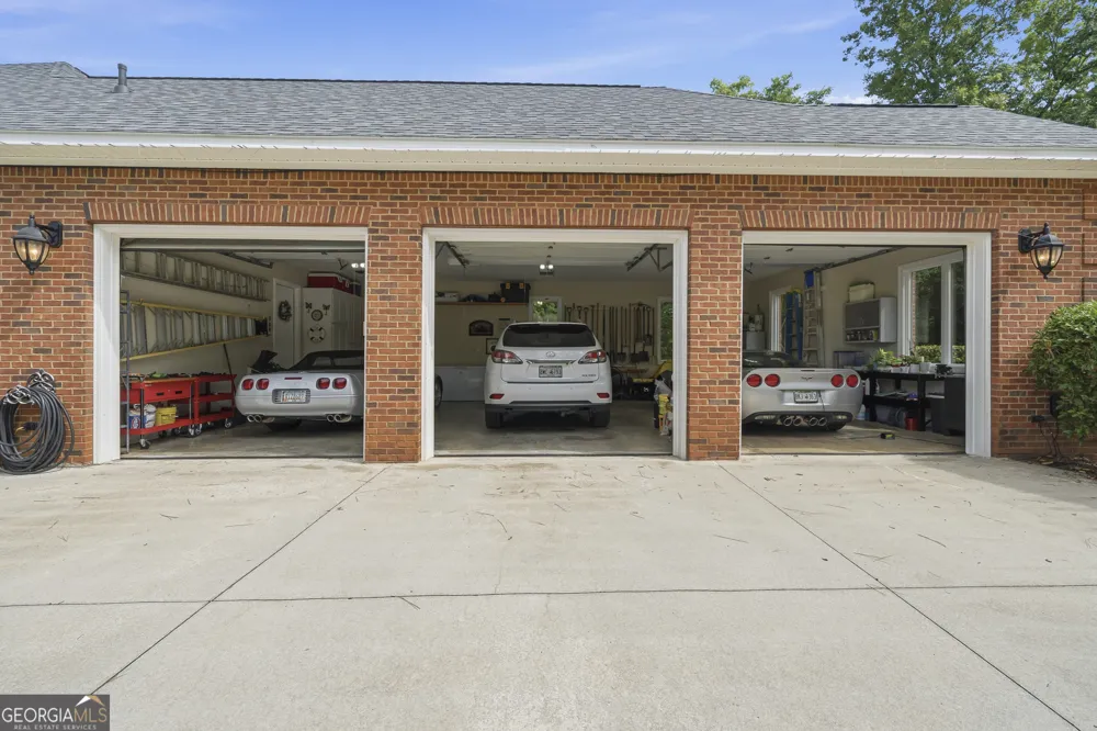 111 Clover CT Sparta, GA 31087