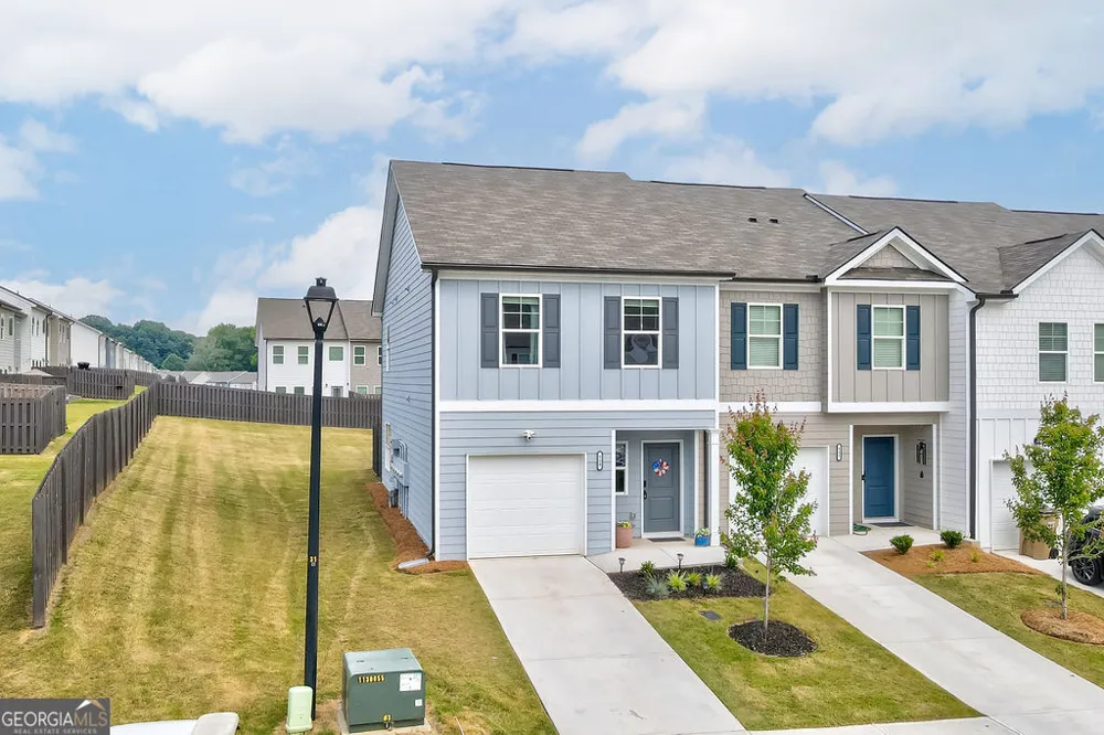 529 Buxton RD Hoschton, GA 30548