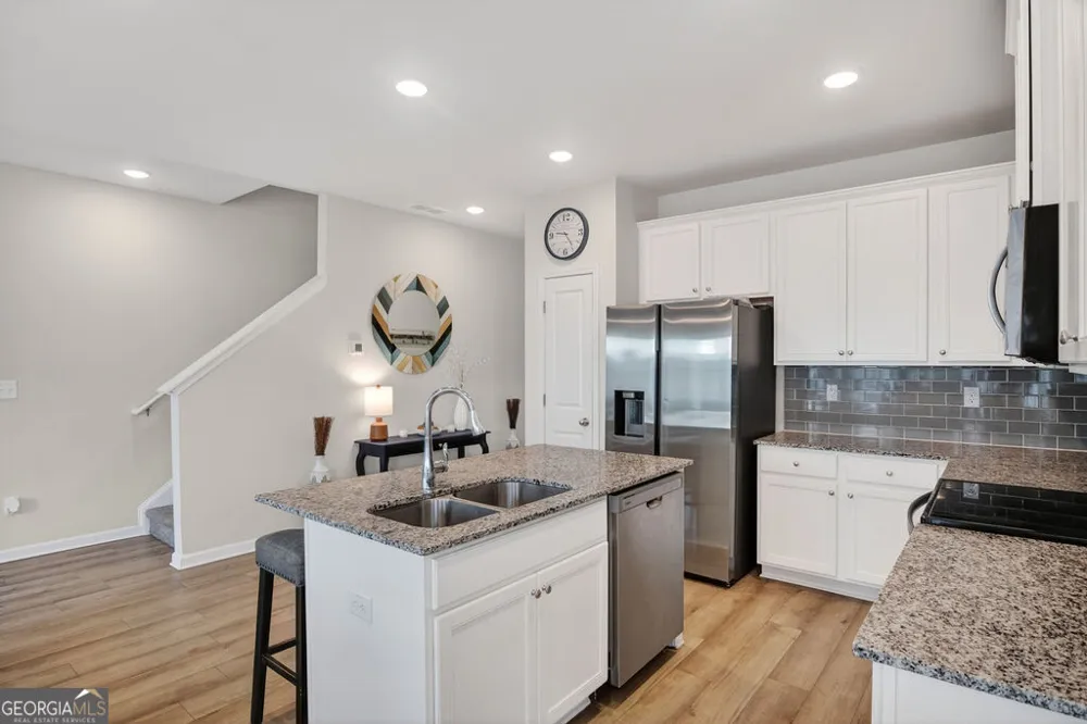 529 Buxton RD Hoschton, GA 30548