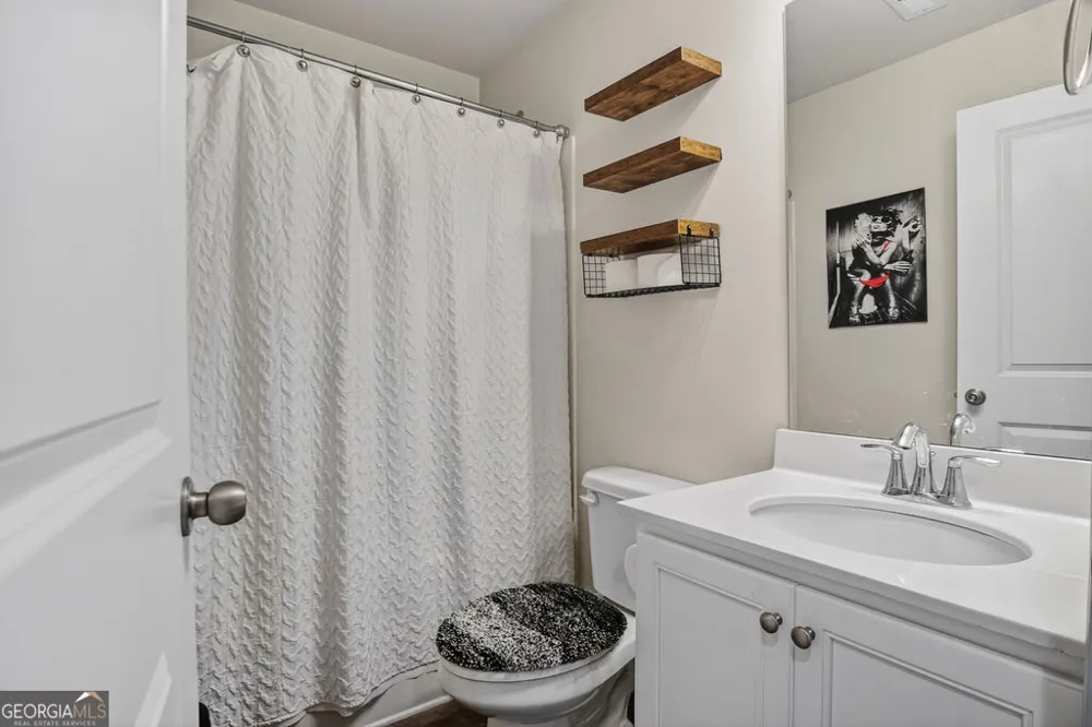 529 Buxton RD Hoschton, GA 30548