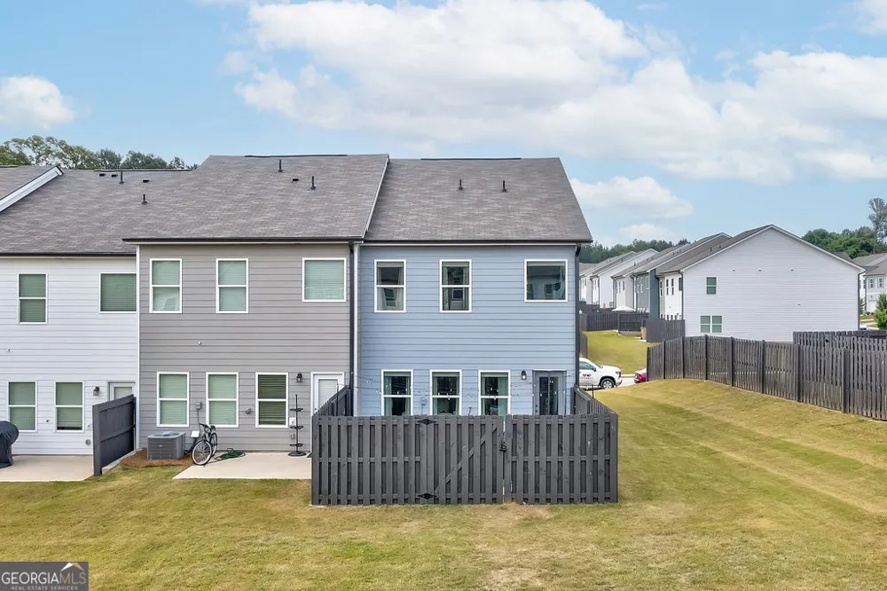529 Buxton RD Hoschton, GA 30548