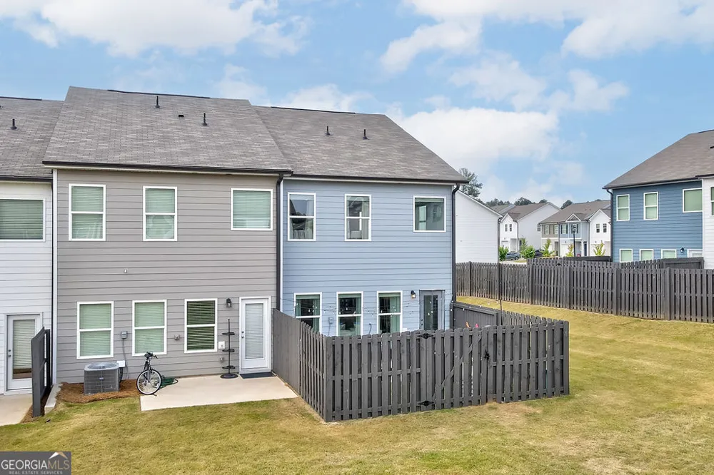 529 Buxton RD Hoschton, GA 30548