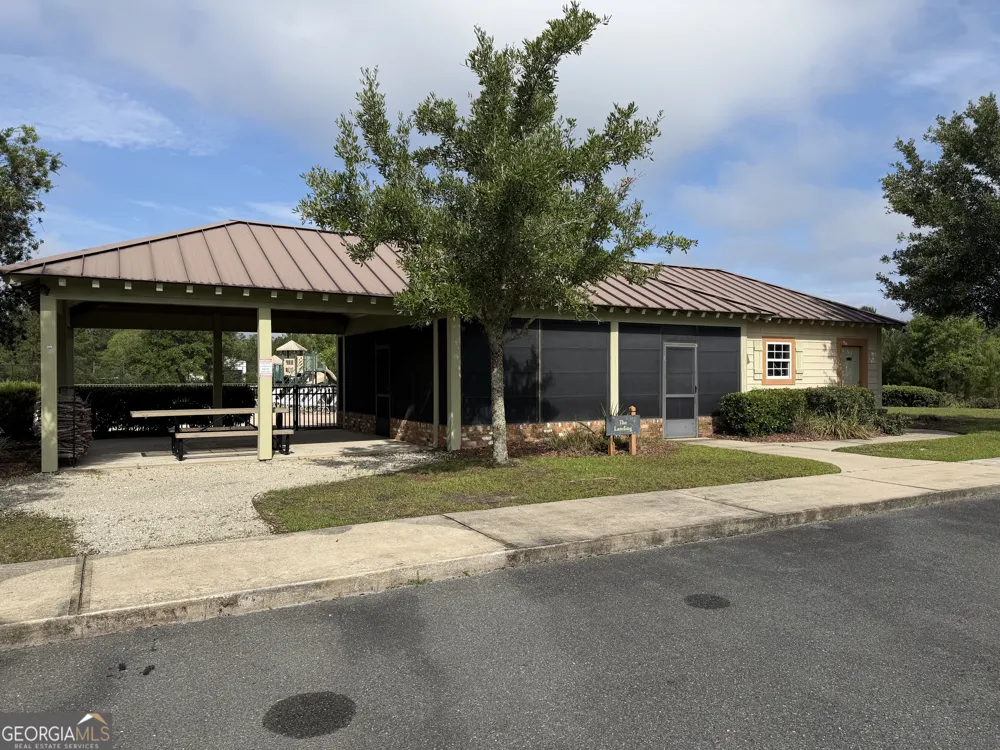 0.59 Big Horse DR Waynesville, GA 31566