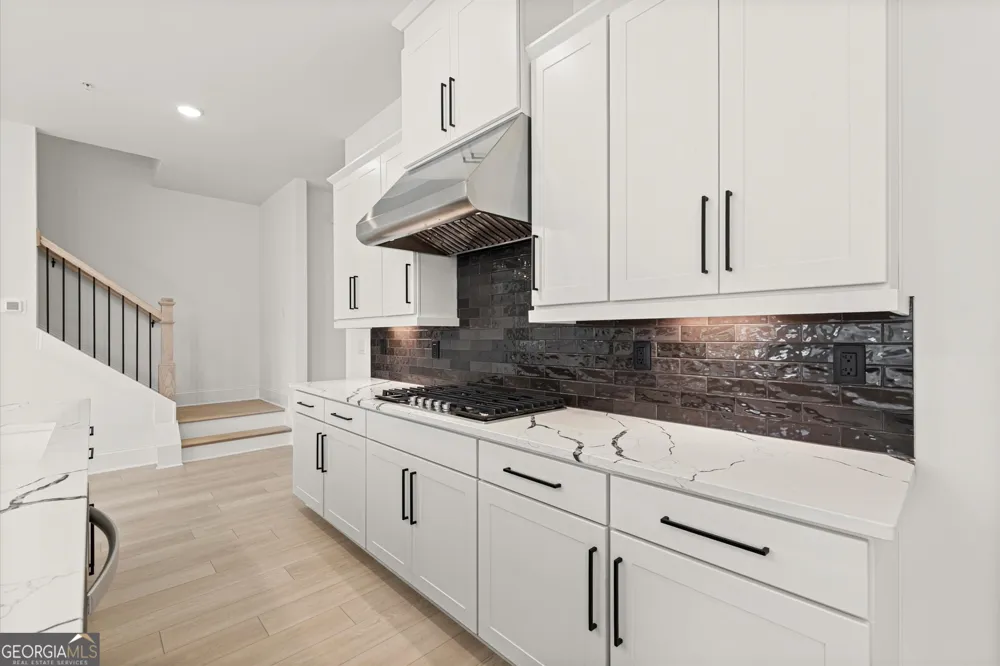 283 Vinca CIR NW Kennesaw, GA 30144