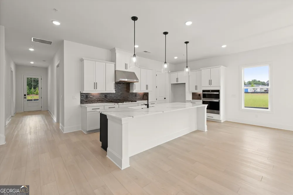 283 Vinca CIR NW Kennesaw, GA 30144