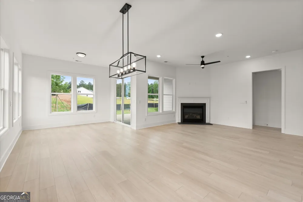 283 Vinca CIR NW Kennesaw, GA 30144