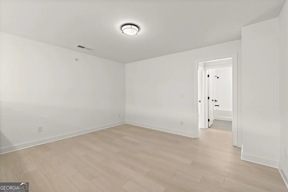 283 Vinca CIR NW Kennesaw, GA 30144