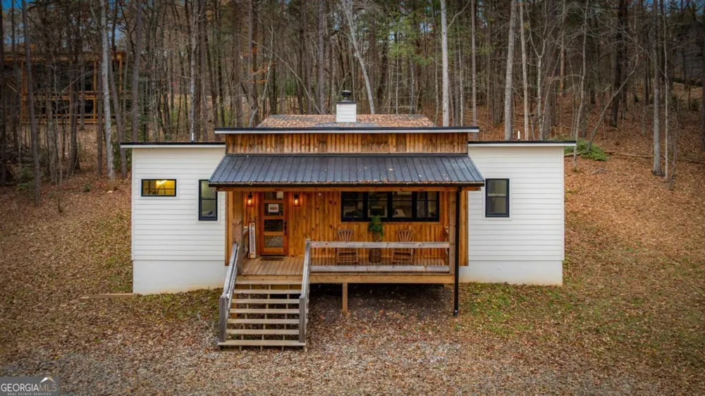 649 Lees Ride McCaysville, GA 30555