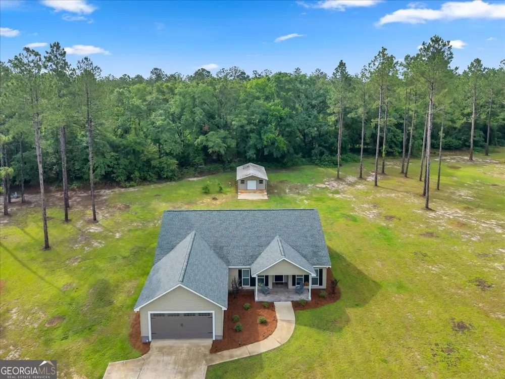1914 Payne RD Rentz, GA 31075