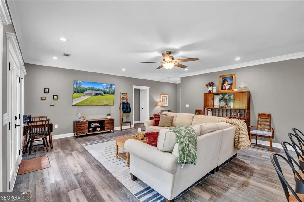 1914 Payne RD Rentz, GA 31075