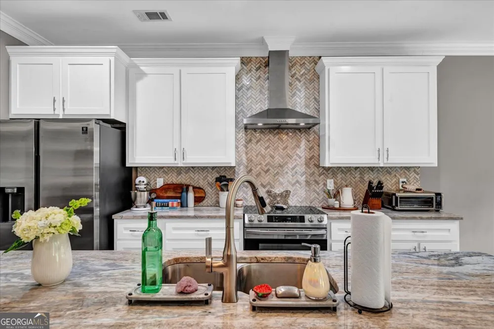 1914 Payne RD Rentz, GA 31075