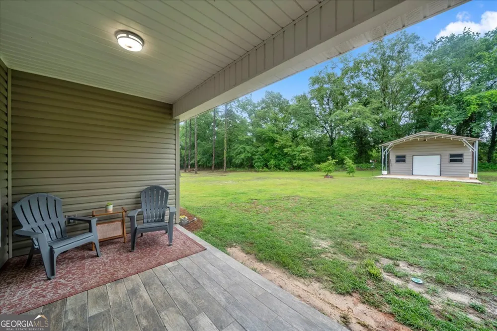 1914 Payne RD Rentz, GA 31075