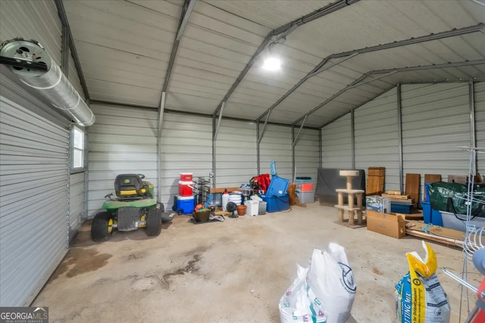 1914 Payne RD Rentz, GA 31075