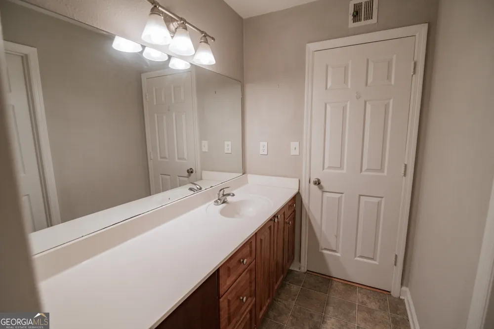 204 Brittany CT Duluth, GA 30096