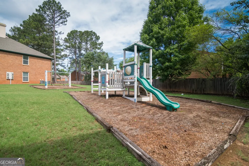 204 Brittany CT Duluth, GA 30096