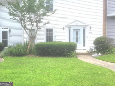 838 Heritage SQ