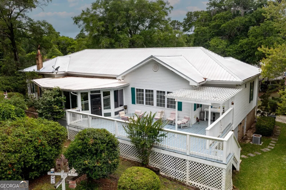 311 Hartford RD E Fort Gaines, GA 39851