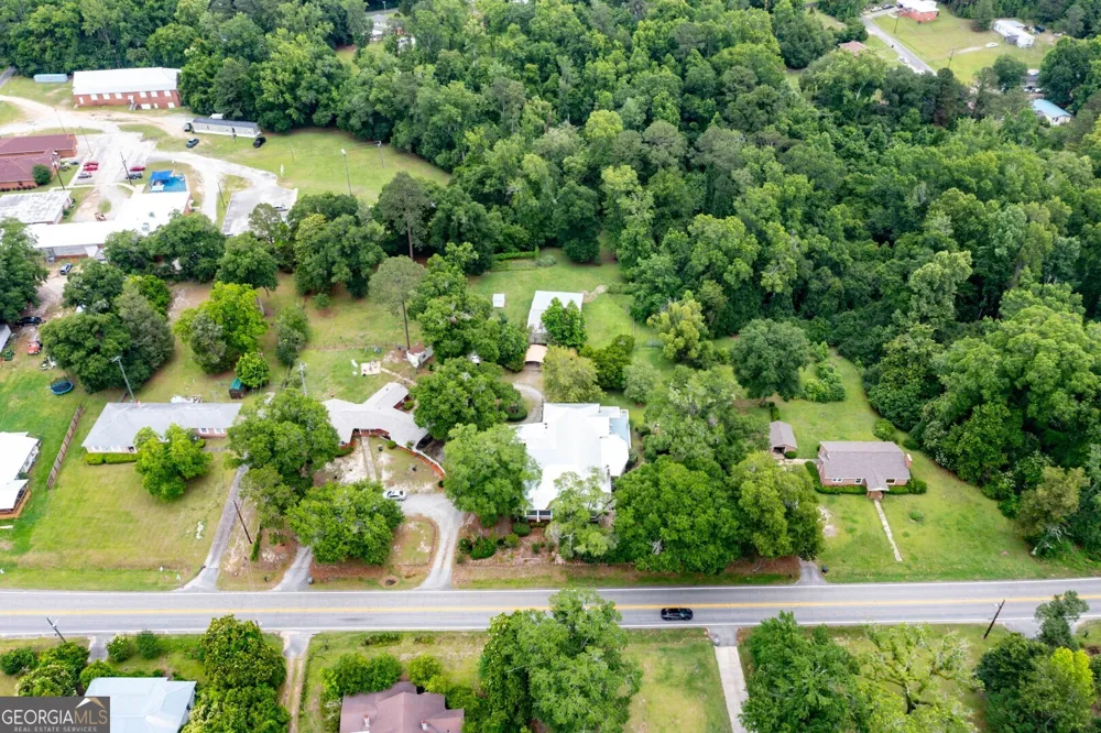 311 Hartford RD E Fort Gaines, GA 39851