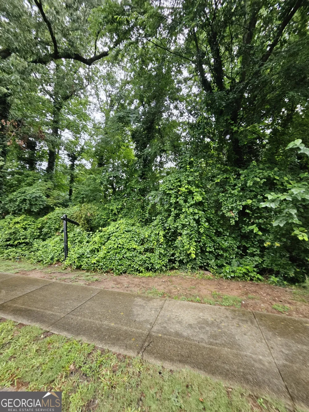 3048 Flat Shoals RD Decatur, GA 30034