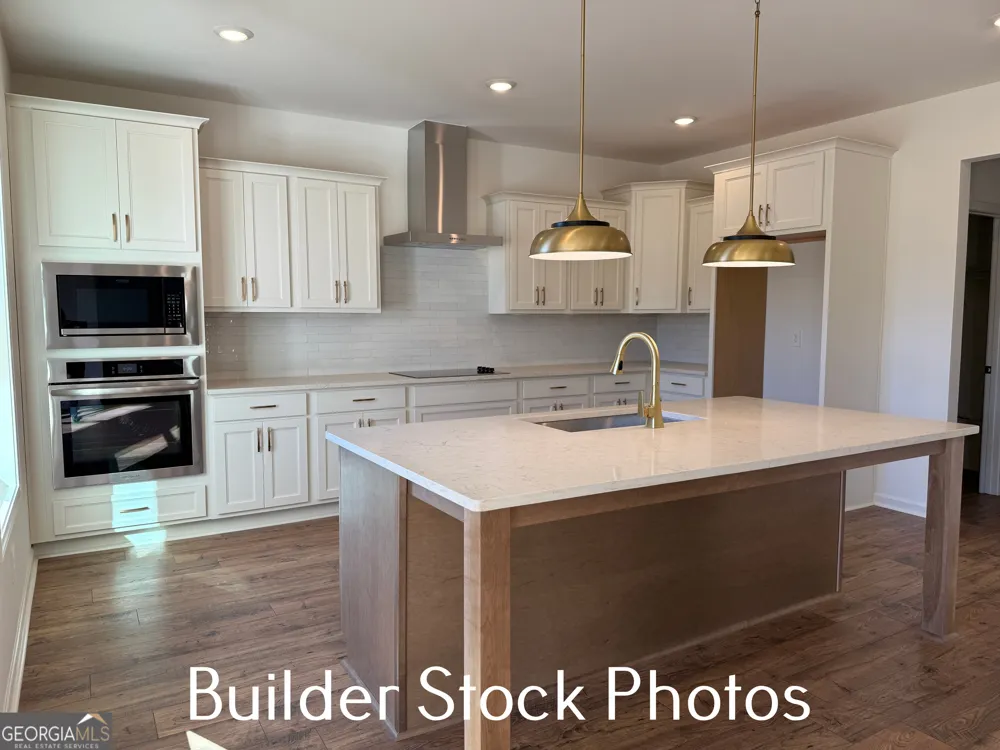 753 Hopewell RD Forsyth, GA 31029