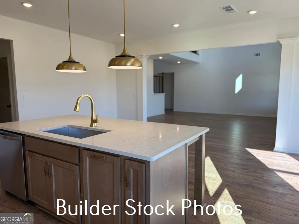 753 Hopewell RD Forsyth, GA 31029