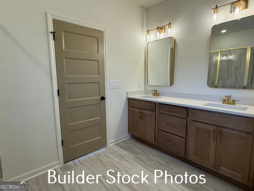 753 Hopewell RD Forsyth, GA 31029