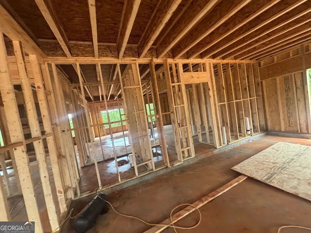 753 Hopewell RD Forsyth, GA 31029
