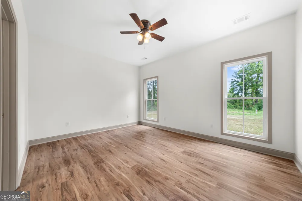 126 Woods AVE Portal, GA 30450