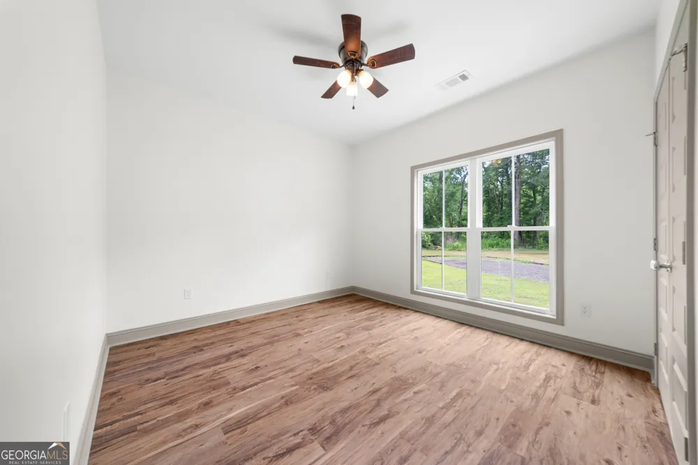 126 Woods AVE Portal, GA 30450