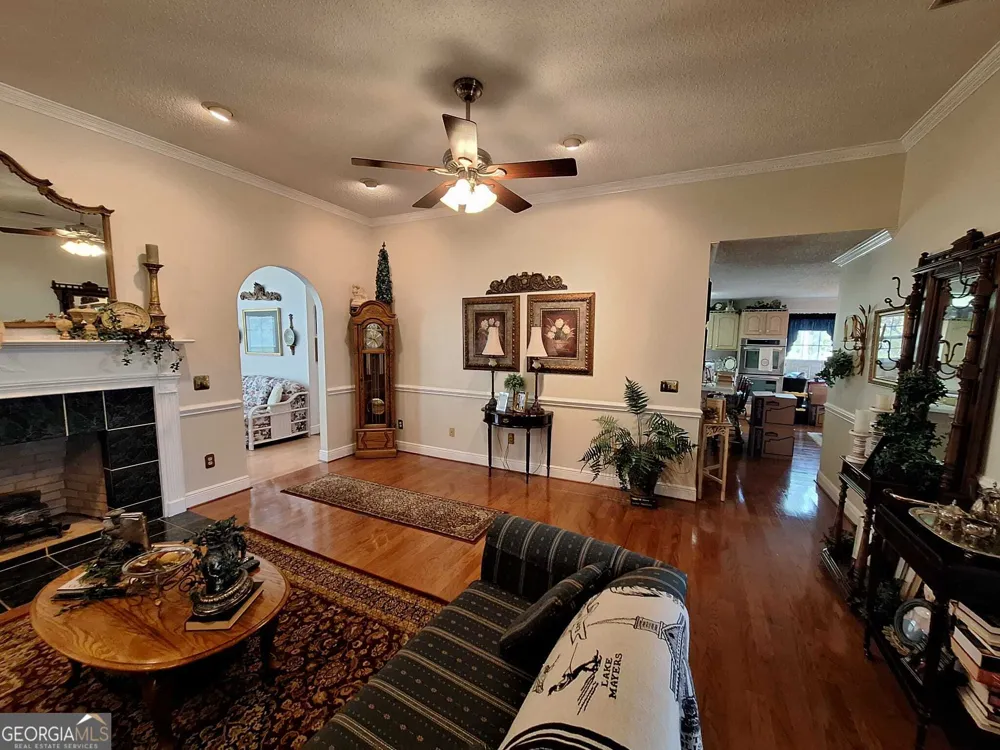 250 Weatherly DR Baxley, GA 31513