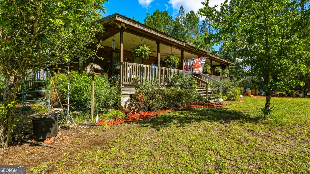 88 Minnesota RD Screven, GA 31560