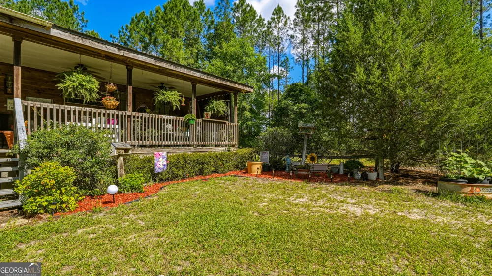 88 Minnesota RD Screven, GA 31560