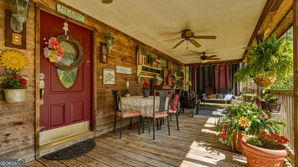 88 Minnesota RD Screven, GA 31560