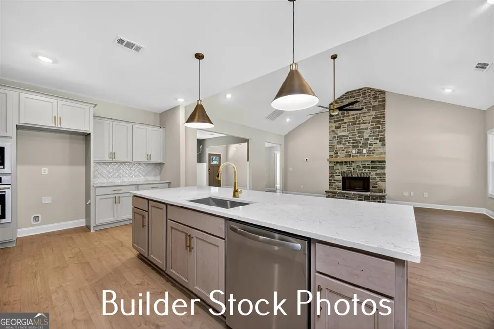 823 Hopewell RD Forsyth, GA 31029