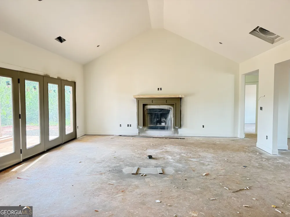 823 Hopewell RD Forsyth, GA 31029