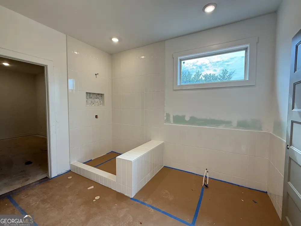 823 Hopewell RD Forsyth, GA 31029