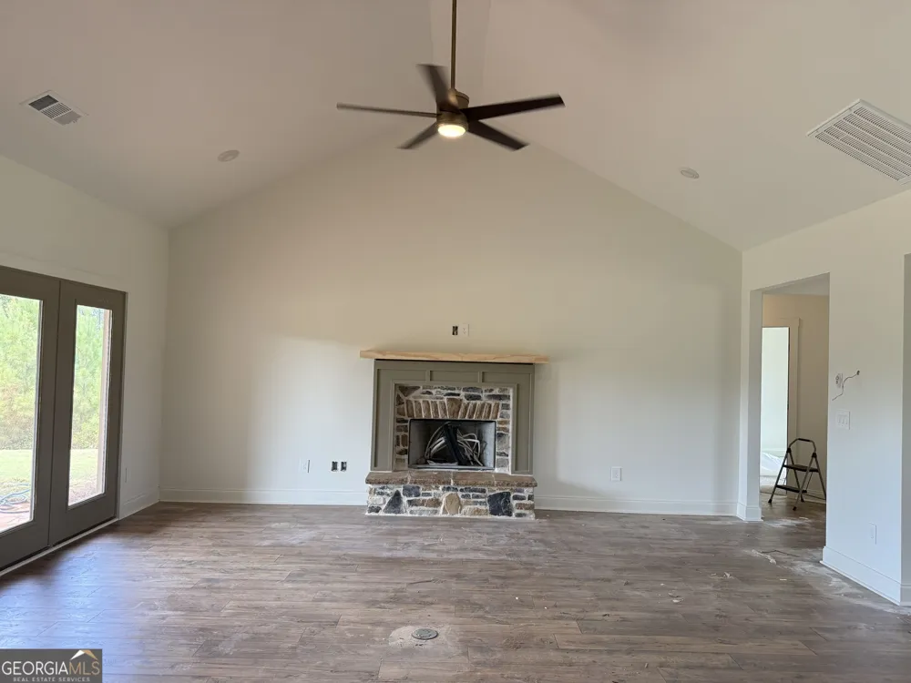 823 Hopewell RD Forsyth, GA 31029
