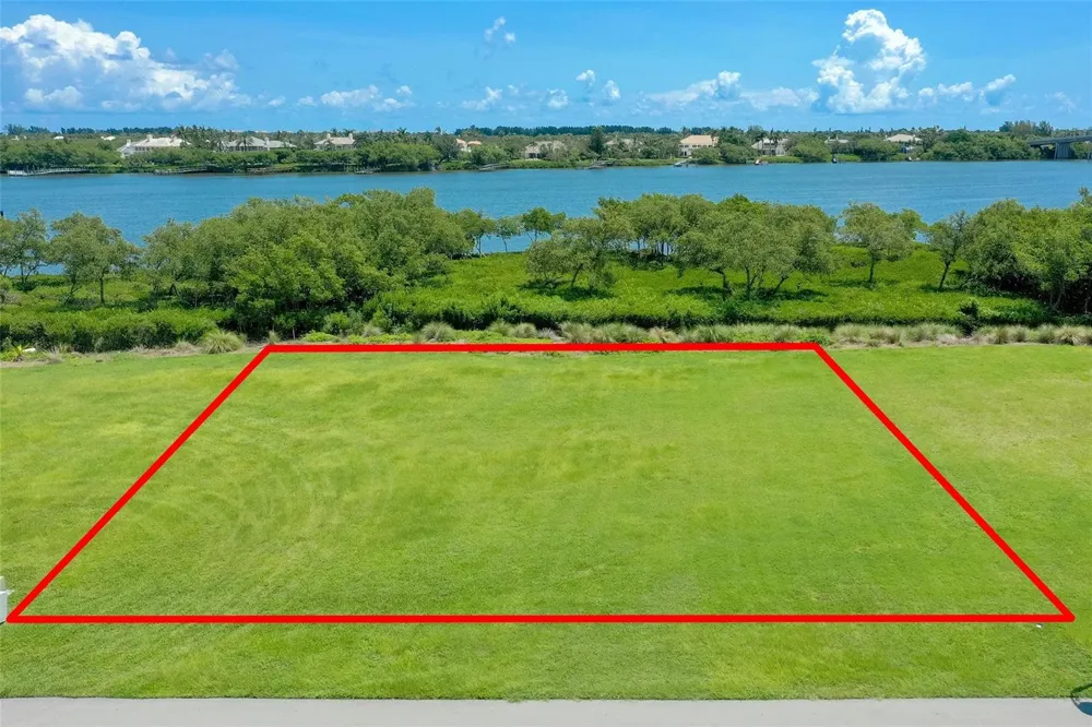9260 E Marsh Island Drive Vero Beach, FL 32963