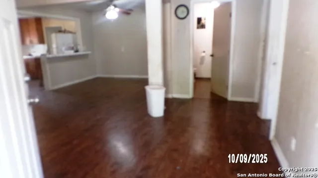 1000 W Clare Beeville, TX 78102