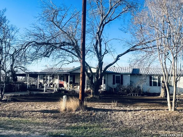 521 CR 7713 #1 Devine, TX 78016